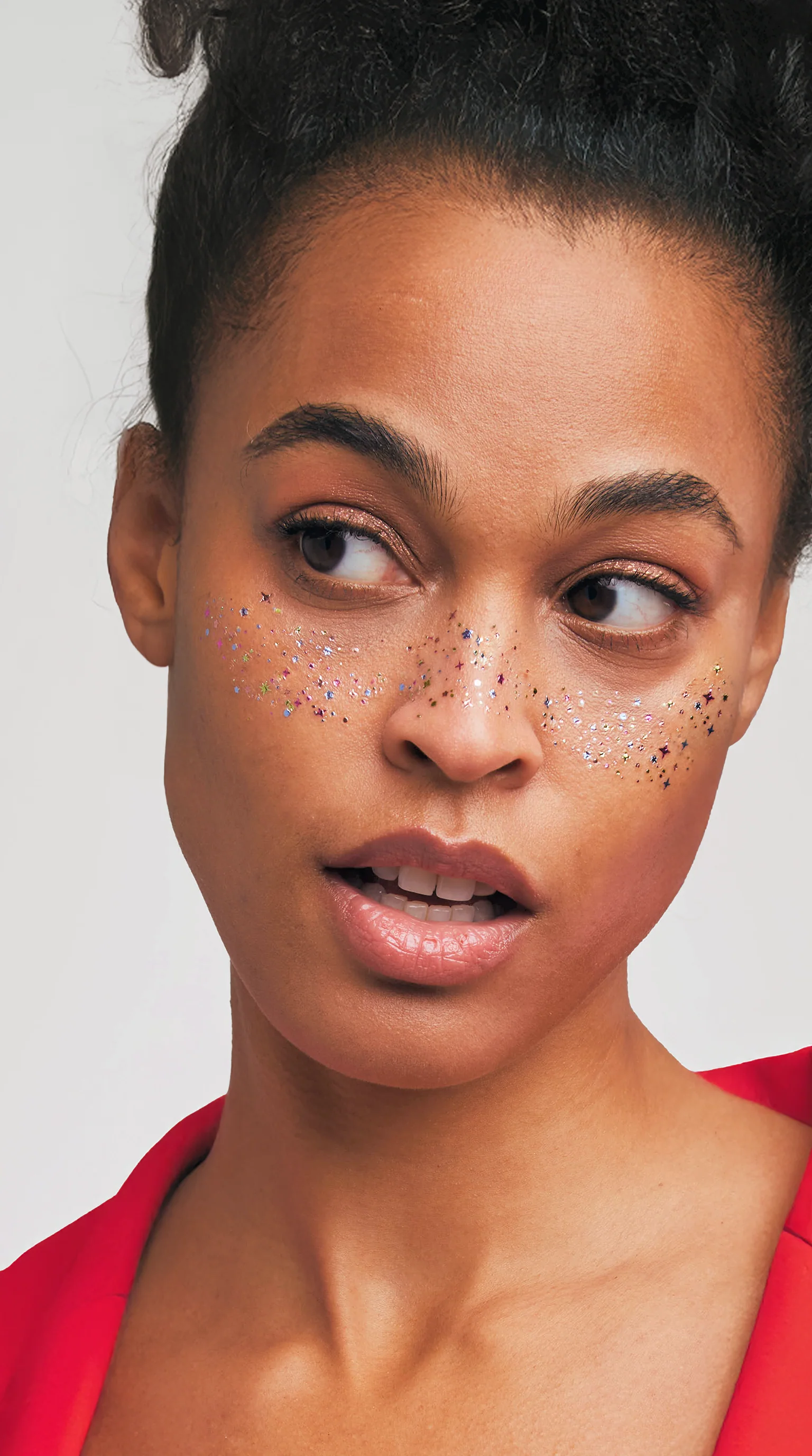 Sprinkled Glitter Freckles Makeup Patches - Image 5